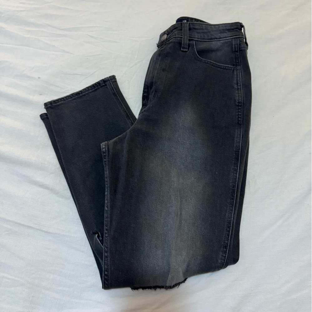 Mom Jeans - Picture 3 of 4